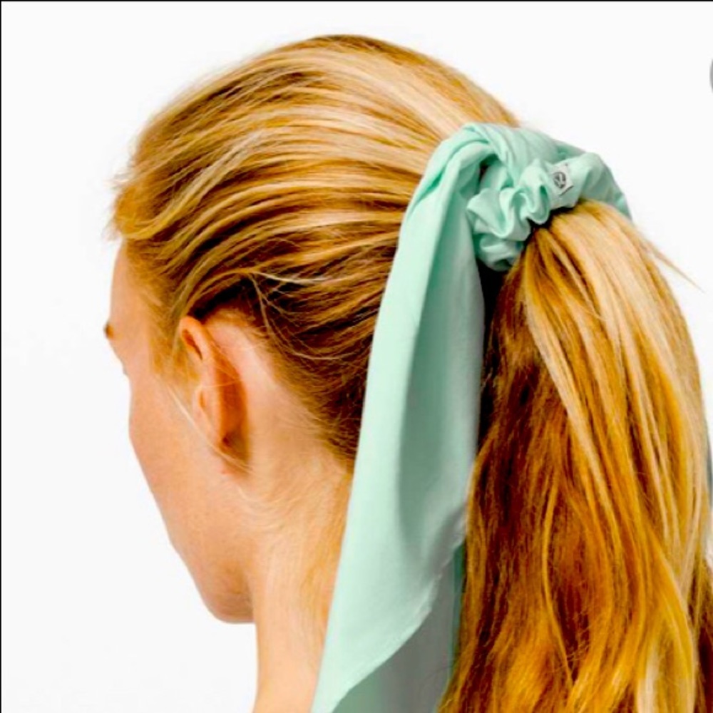 NEW LULU LEMON Scrunchie Hairtie